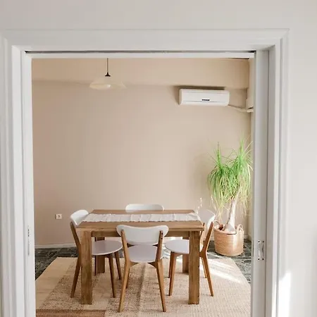 Cozy Spot In Center Апартаменты Патра