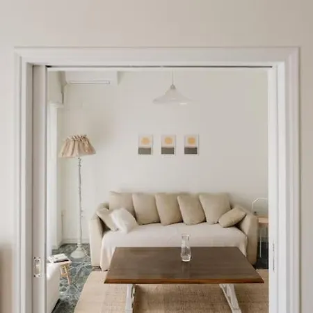 Cozy Spot In Center Appartamento Patras