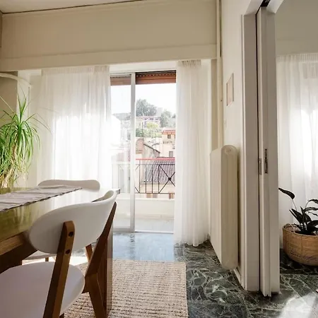 Cozy Spot In Center Πάτρα