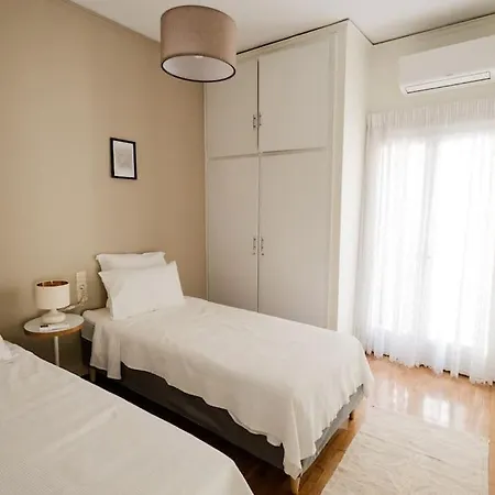 Cozy Spot In Center Appartement Patras