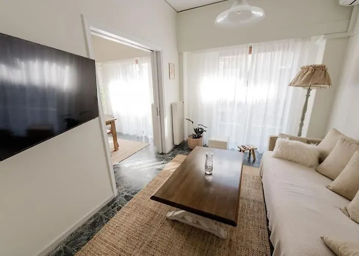 Cozy Spot In Center Апартаменты Патра